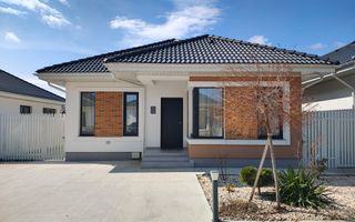 Vila 4 camere | Ansamblu Nou zona Tunari - Poză 1