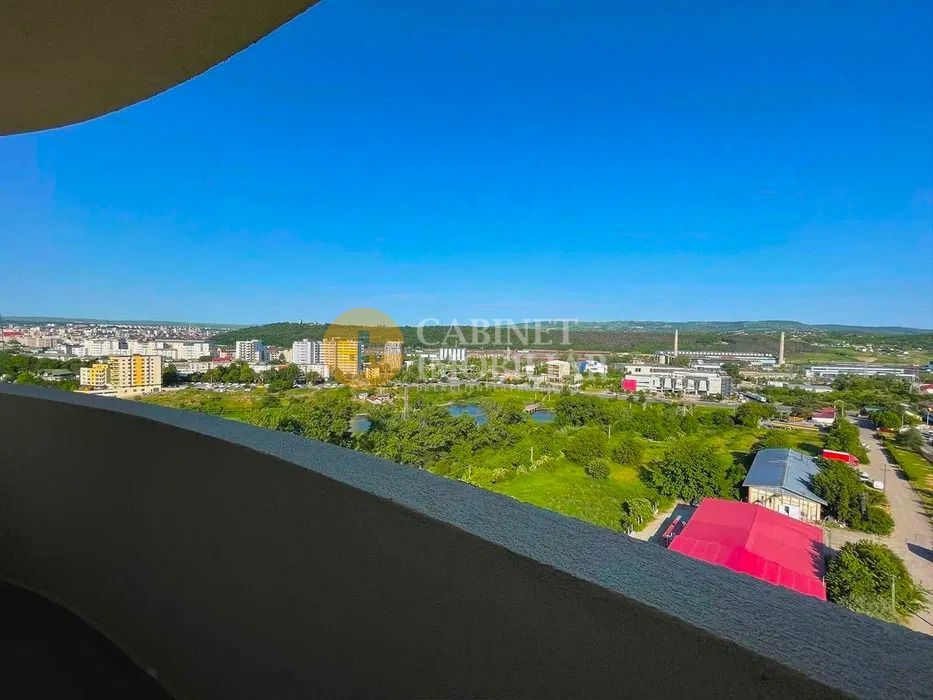 Cug 2 Camere Etaj 11 Apartament cu 2 Camere Decomandat 56mp - Poză 4