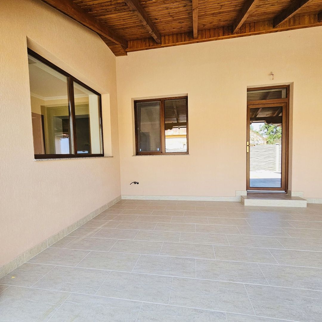 Casă renovată – Sântion, Oradea - Poză 9