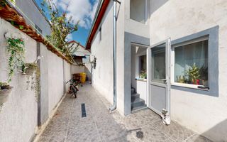 Casa P+1 Sector 5 / Ideala pentru doua familii sau investitie - Poză 2
