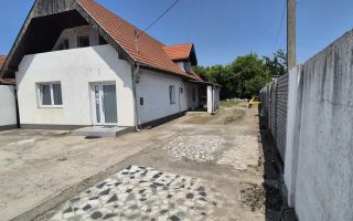 Vand casa pe str. Magnoliei - Poză 2