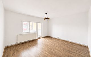Apartament spațios cu 3 camere si 2 bai | Bucovina - Poză 1