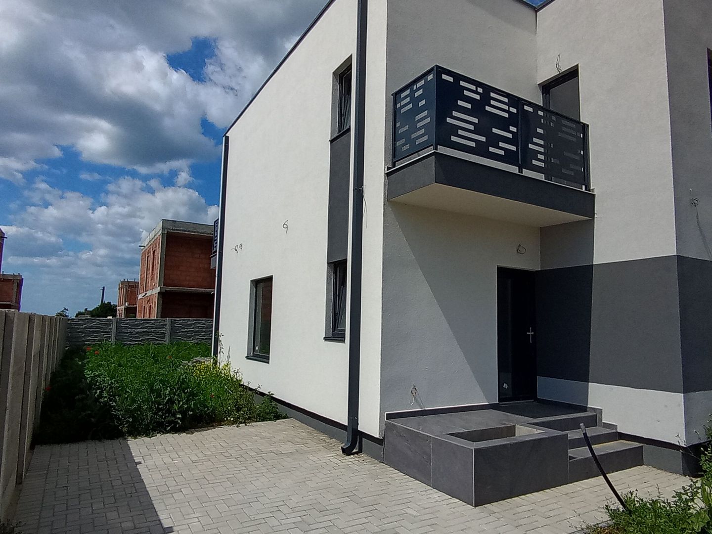 Sanandrei,Duplex P+E, Drum Asfaltat, Proiect Modern. - Poză 3
