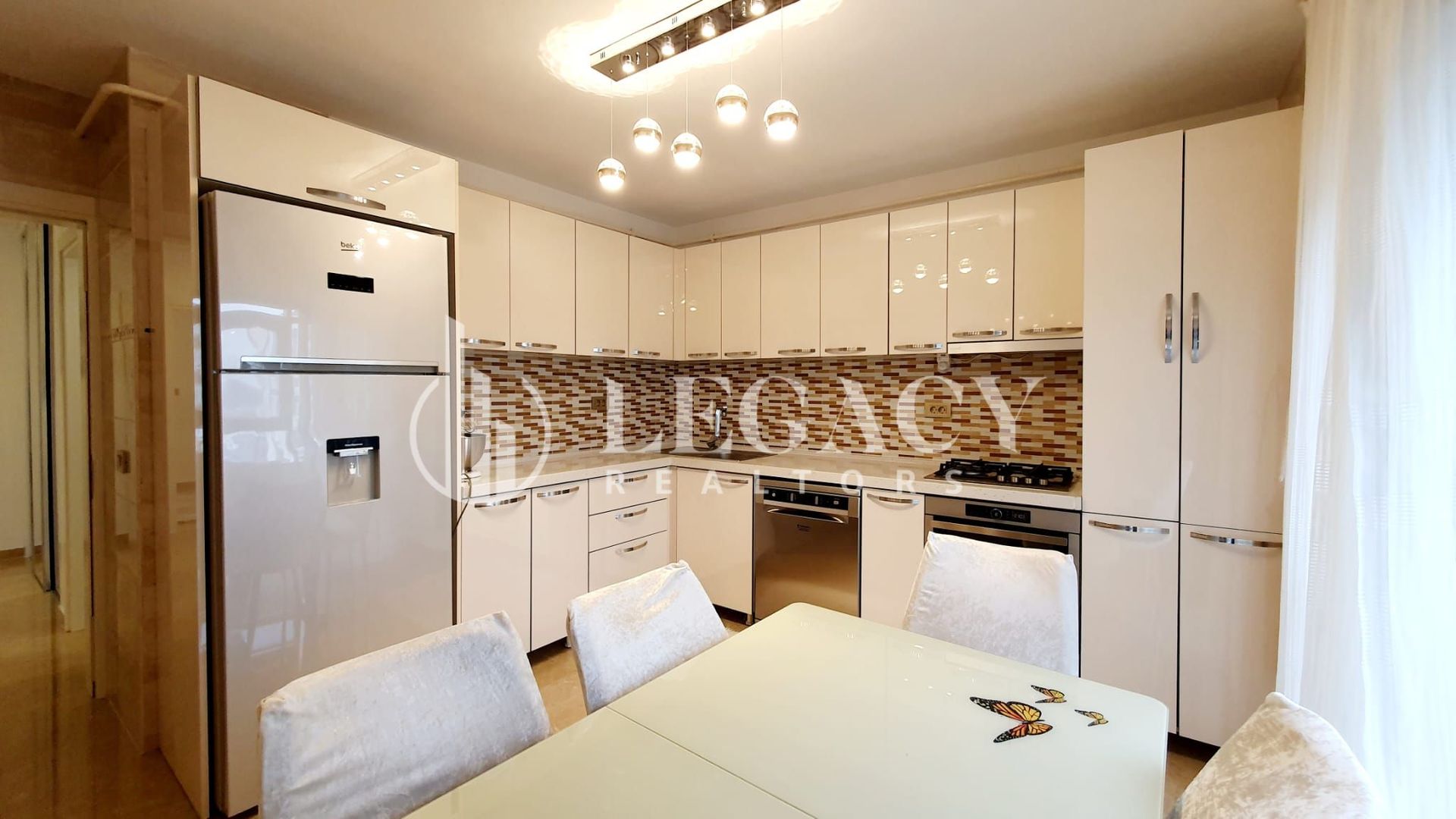 De vânzare - Vilă P+3E+M cu 7 apartamente, Păcurari-Alpha Bank - Poză 4