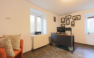 Spațiu ideal pentru birouri sau clinici - Poză 1