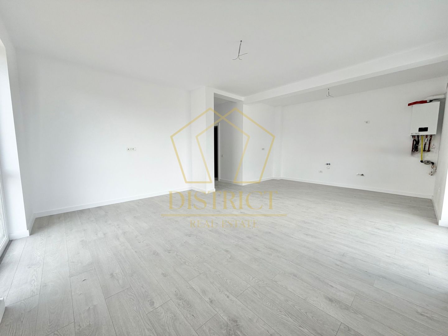 Apartamente cu 2 camere si gradina proprie de 45 mp, finalizate in Urseni. - Poză 2