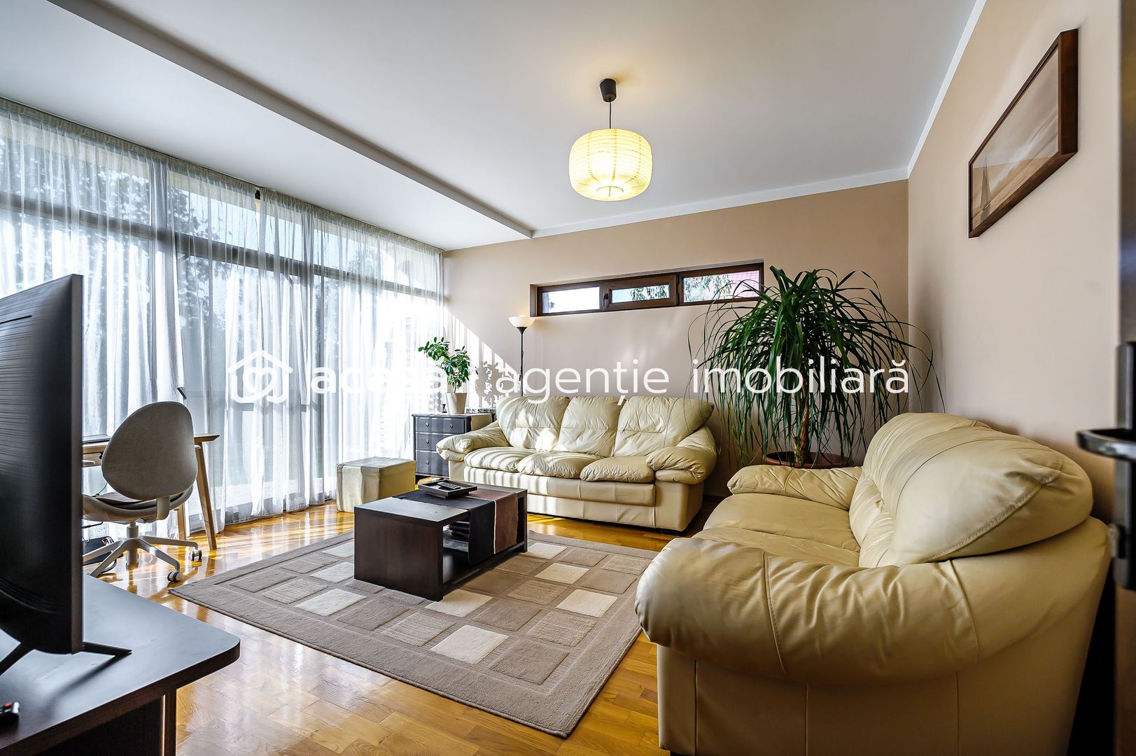 Nou! Vilă deosebită în cartierul Tineretului - Poză 1