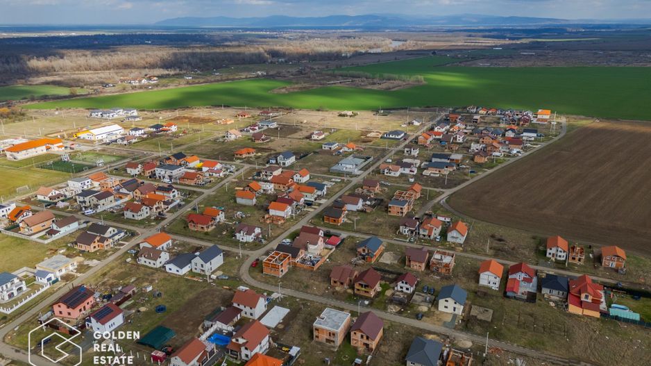 Casa  P+M  in  Fantanele,  ideală pentru personalizare - Poză 31