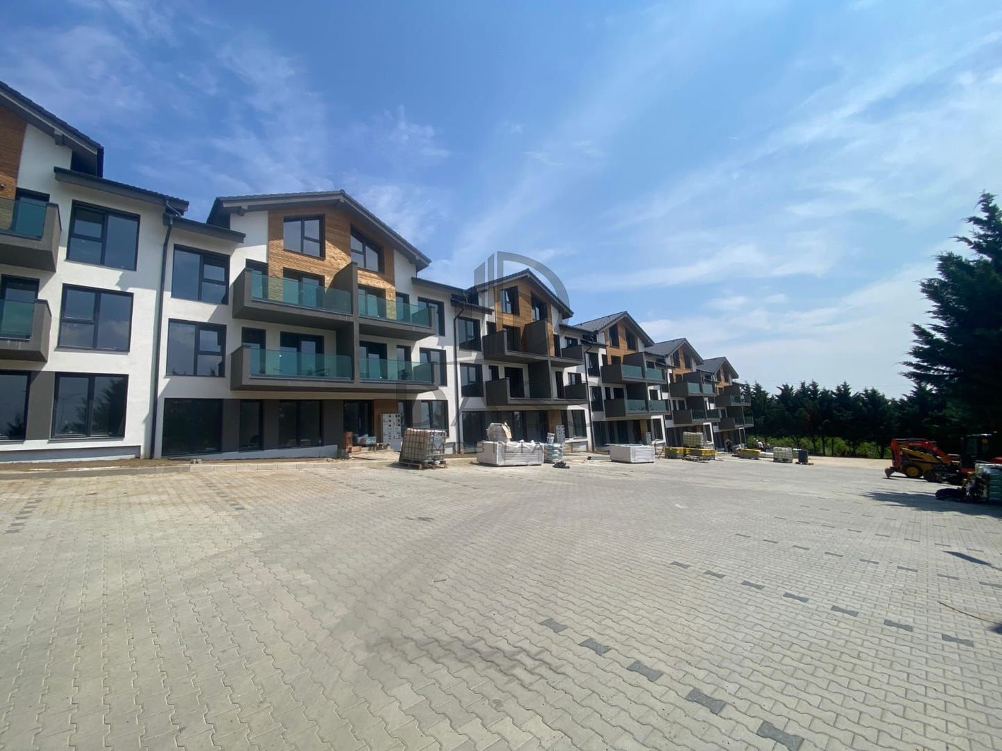 Ansamblu Smart Residence - Poză 1