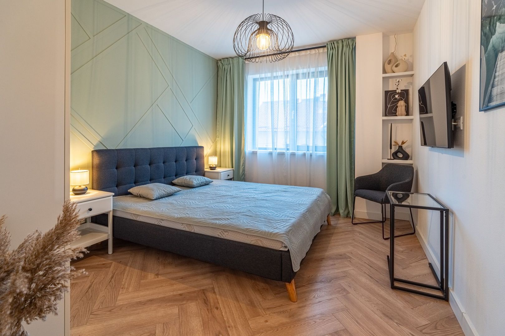 VÂNDUT! Apartament amenajat complet. - Poză 2