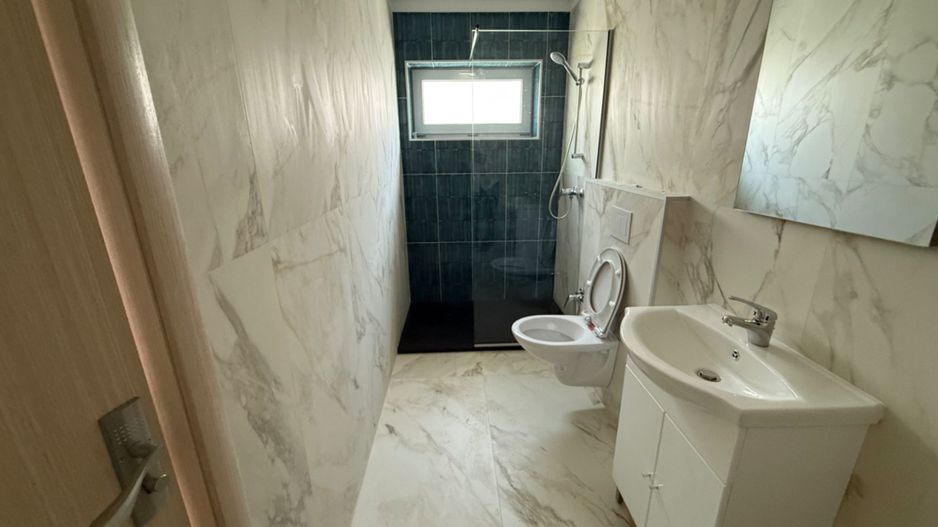 Casa/Vila cu 4 camere de vânzare - Izvor,Tărlungeni - Poză 8