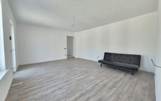 Apartament cu 3 camere, parter, Turnisor - Poză 2