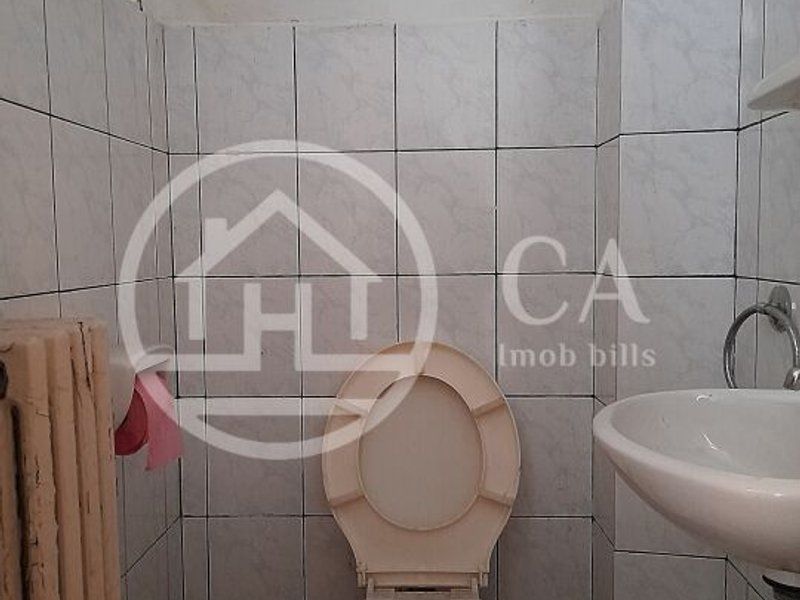 Apartament la casa cu 4 camere de vanzare zona ultracentrala Oradea - Poză 4