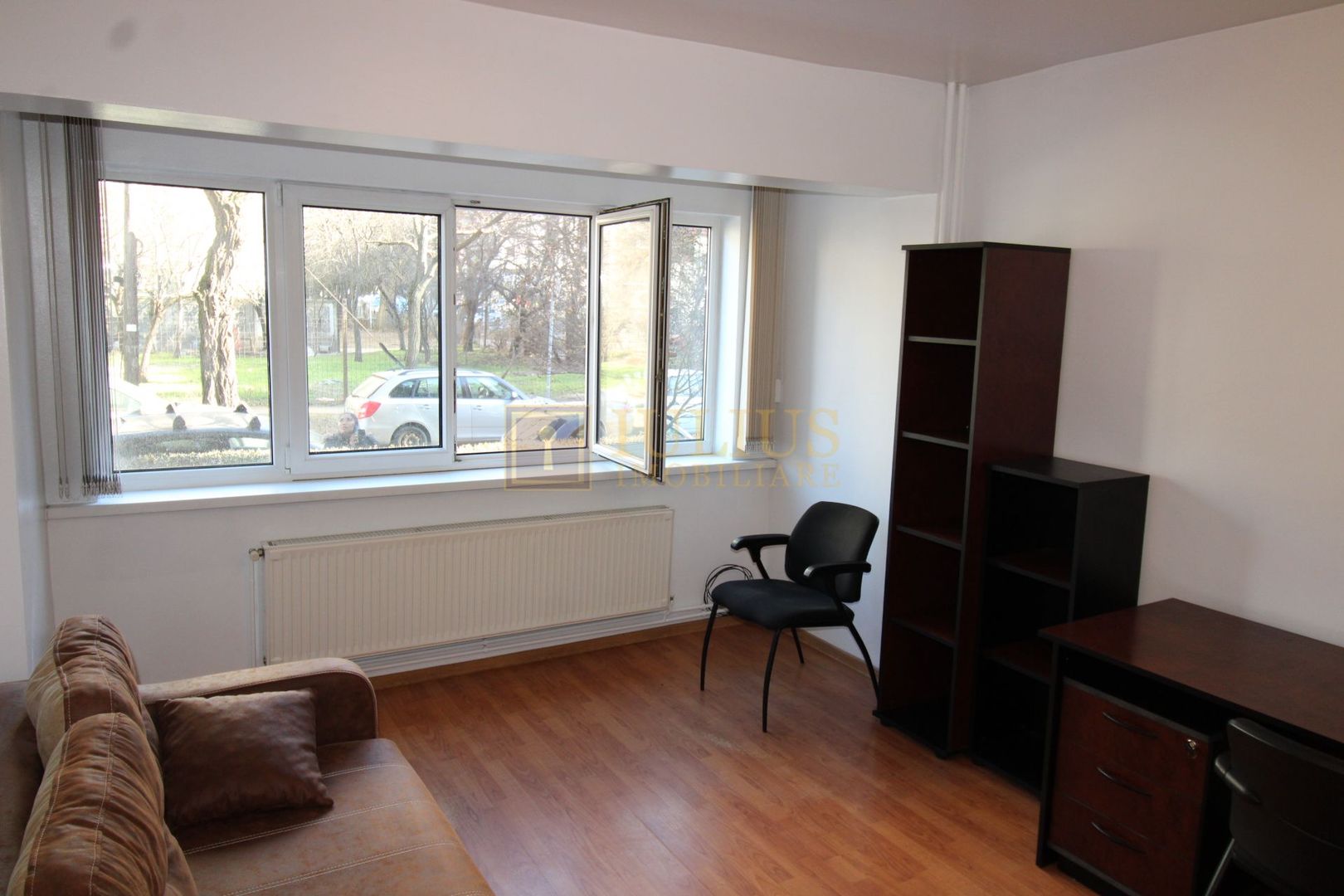 2 camere, Medicina, centrala proprie, ideal pentru studenti, familie, cuplu - Poză 14