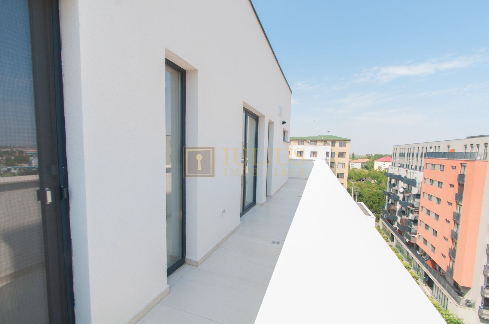 bloc nou, 2 camere, vedere panoramică, - Poză 6