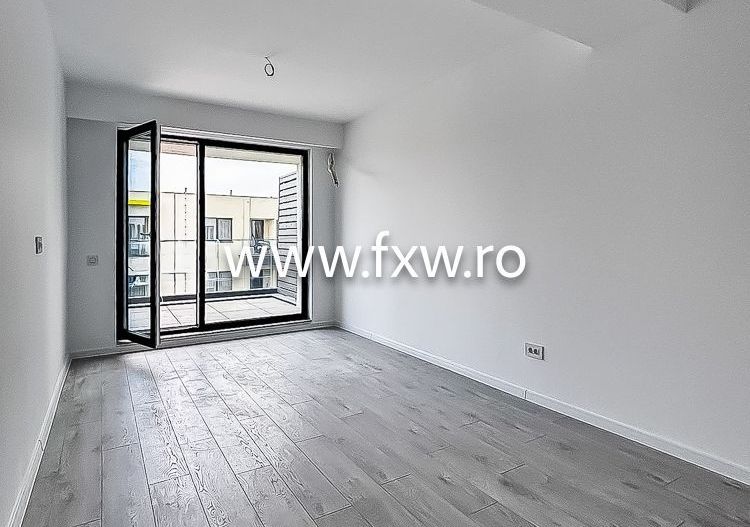 Apartament nou, luminos, cu vedere panoramică - Poză 2