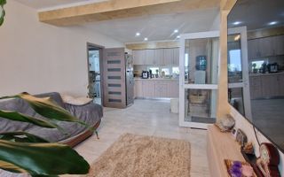 VILA ZONA INTRARE, UTILITATI !!! - Poză 2