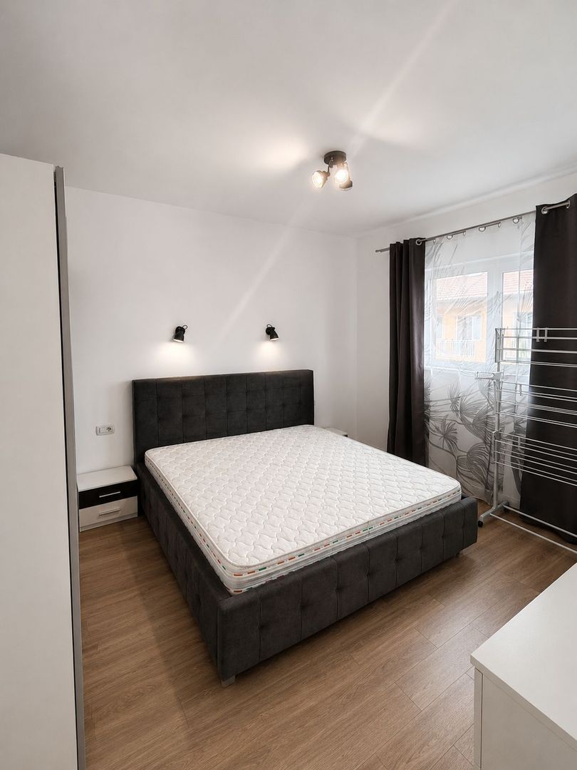 Apartament modern cu 2 camere decomandate, situat în Dumbrăvița - Poză 6