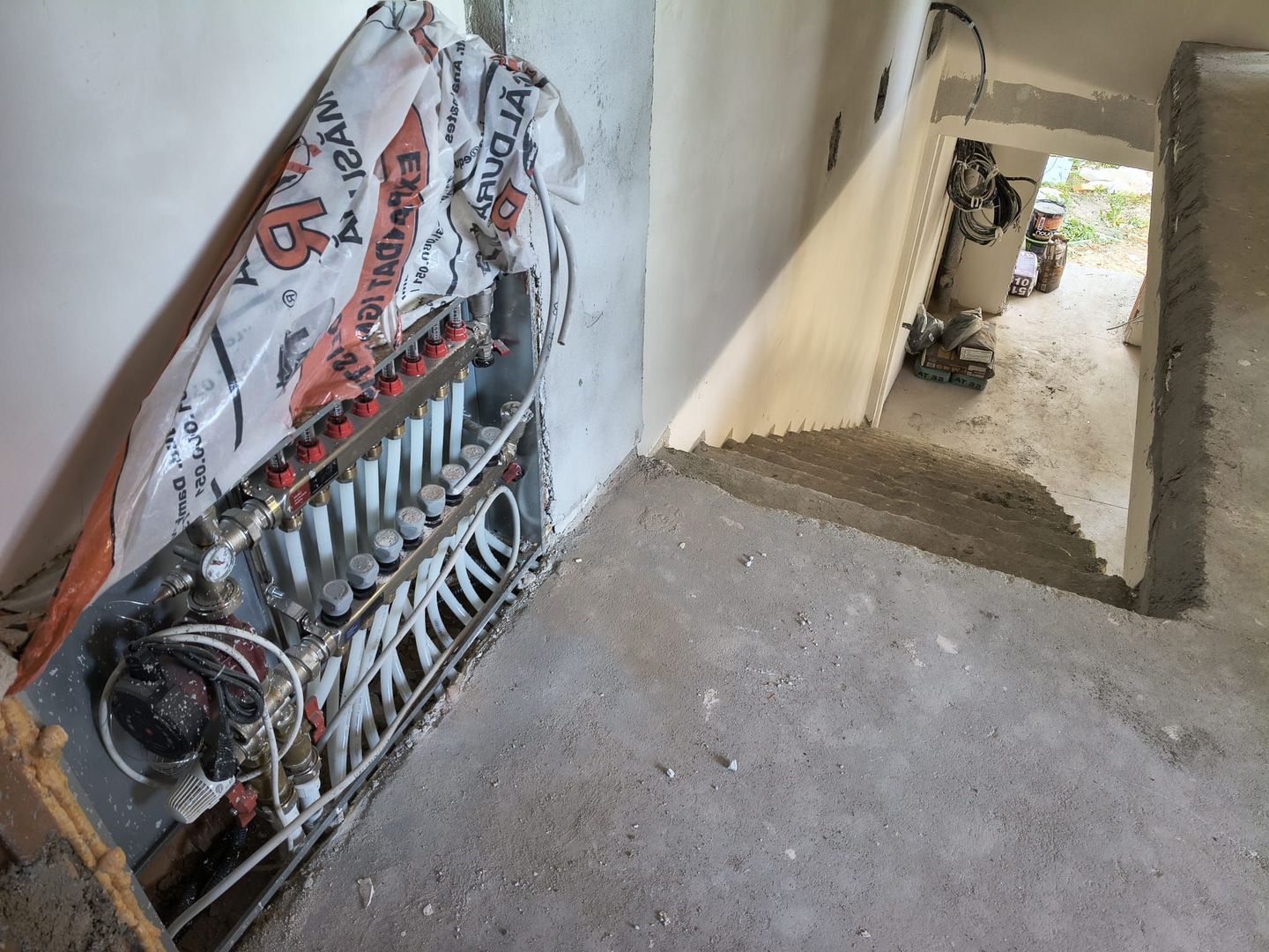 vila ind.5cam,3bai/centruPopesti Leordeni-str.Erou Pantazica Gabr - Poză 60