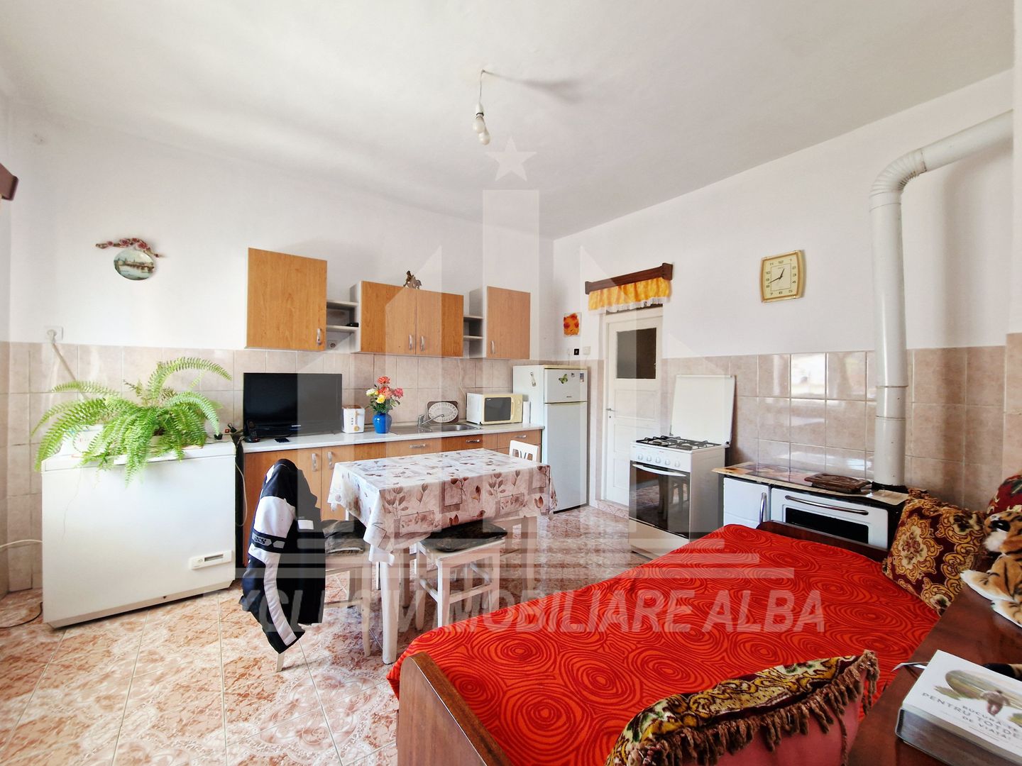 Casa individuala | 250 mp | 2457 mp teren | Sanmiclaus - Poză 5