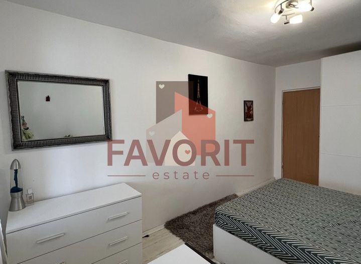 Centrala proprie. Complet renovat. Mobilat si utilat. - Poză 5