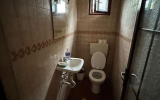 Oportunitate investitie: două reședințe de vacanță/ cabane 3940mp teren - Poză 5