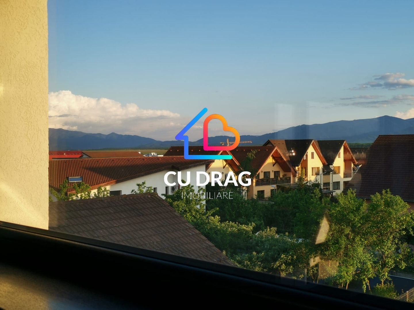 Casa pretabila regim Hotelier 5 apartamente. - Poză 8