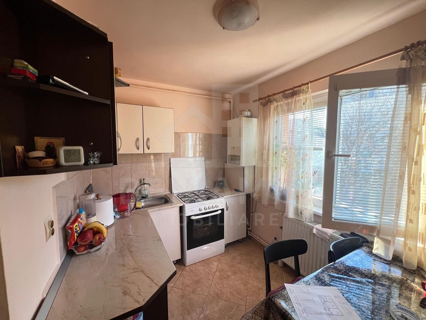 2 Decomandate-Etaj 1-CT-AC-Mobilat-Utilat-Bartolomeu-65mp-Parcare - Poză 5