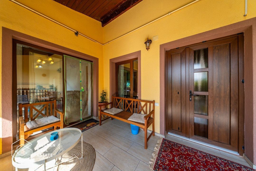 Casa 4 camere si mansarda, teren 1014 mp, comuna Vladimirescu - Poză 18