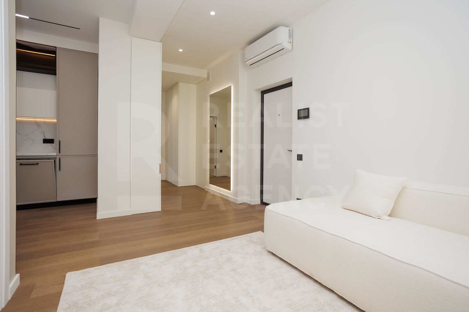 Vânzare, apartament, 2 camere, str. Calea Ieșilor, Sculeni - Poză 6