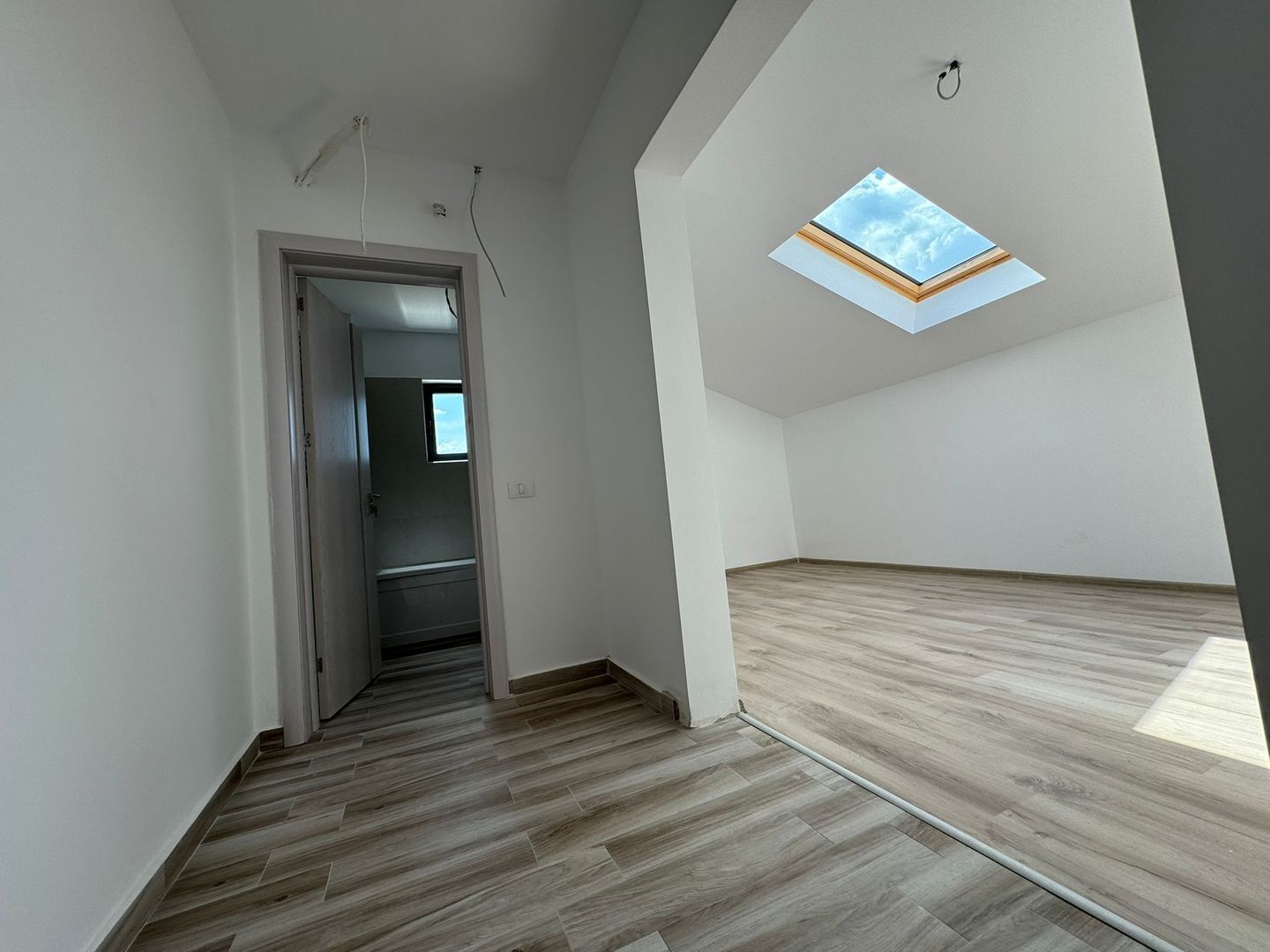 SENZATIONAL! Apartament 4 Camere Decomandate si Terasa  - Berceni - Poză 17