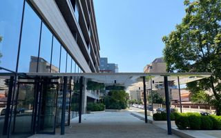 Apartament  Exclusivist de 4 camere spațios și luminos - Poză 10