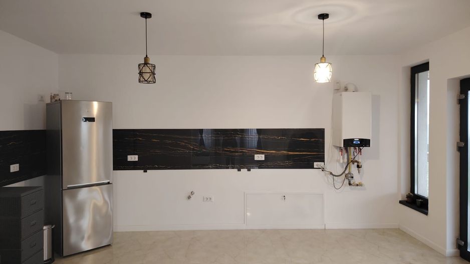 Casa 4 camere Manastirea Crevedia - Poză 12