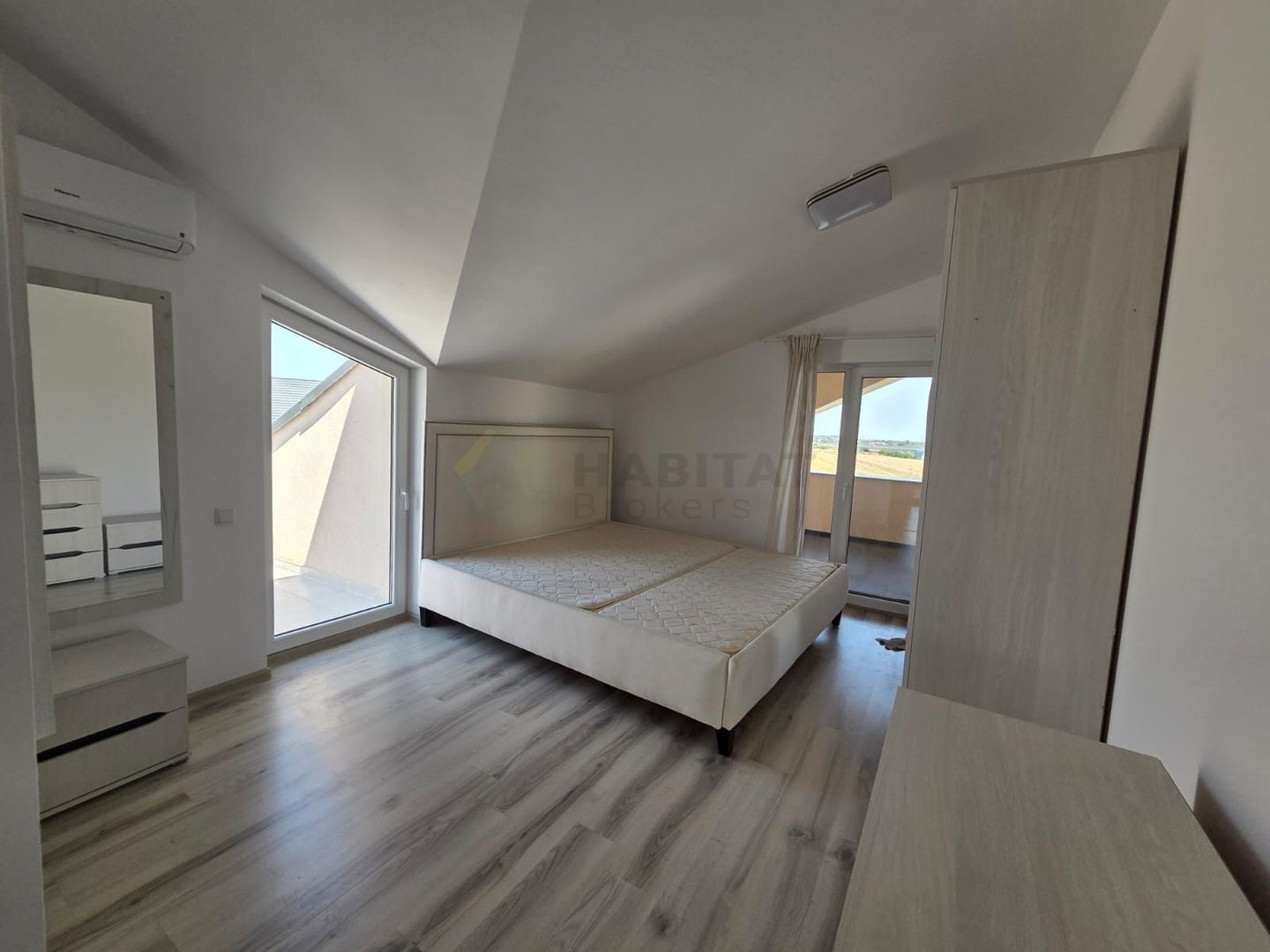 Penthouse spectaculos de închiriat în Cosmopolis – Northlight | - Poză 21