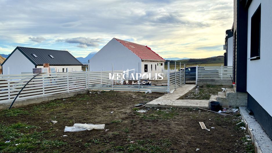 Casă 4 camere / Codlea / Credit / 100mp - Poză 28