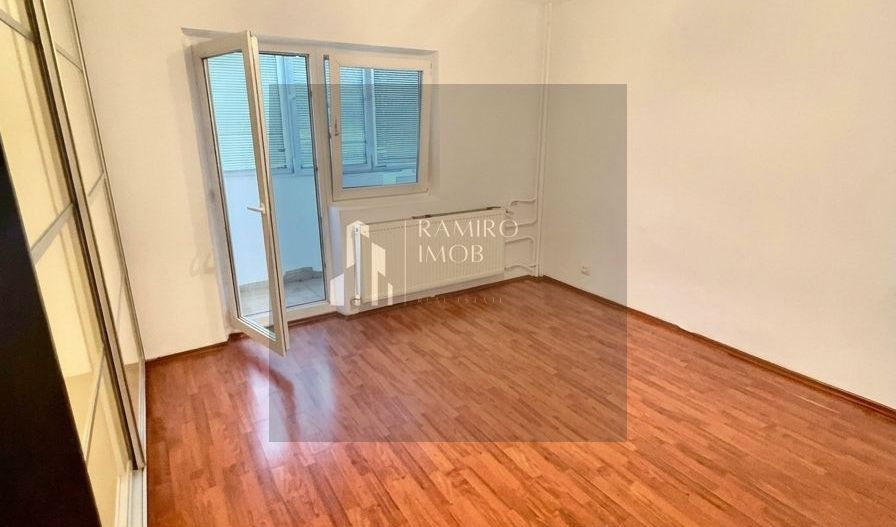 Apartament 3 camere, Vitan, Nerva Traian, Metrou Timpuri Noi, renovat - Poză 1