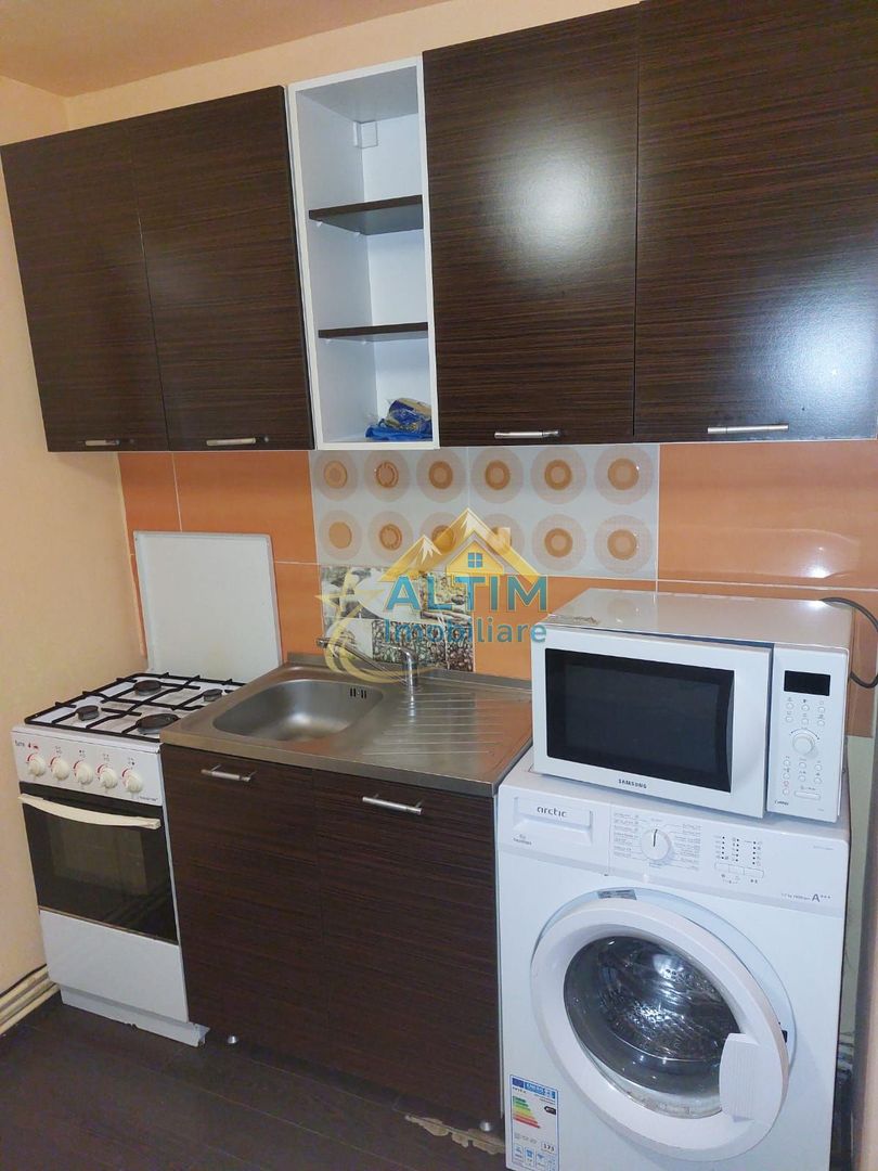 Garsonieră în Centrul Nou, Brașov - Poză 4