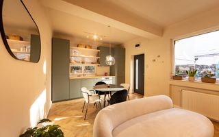 Apartament superb cu 2 camere de vanzare in zona ultracentrala! - Poză 1