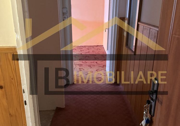 Apartament cu 2 camere, 39mp, Zona 7 noiembrie - Poză 5