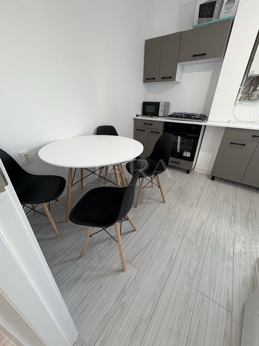 Apartament decomandat în apropierea Facultății de Mecanică - Poză 2