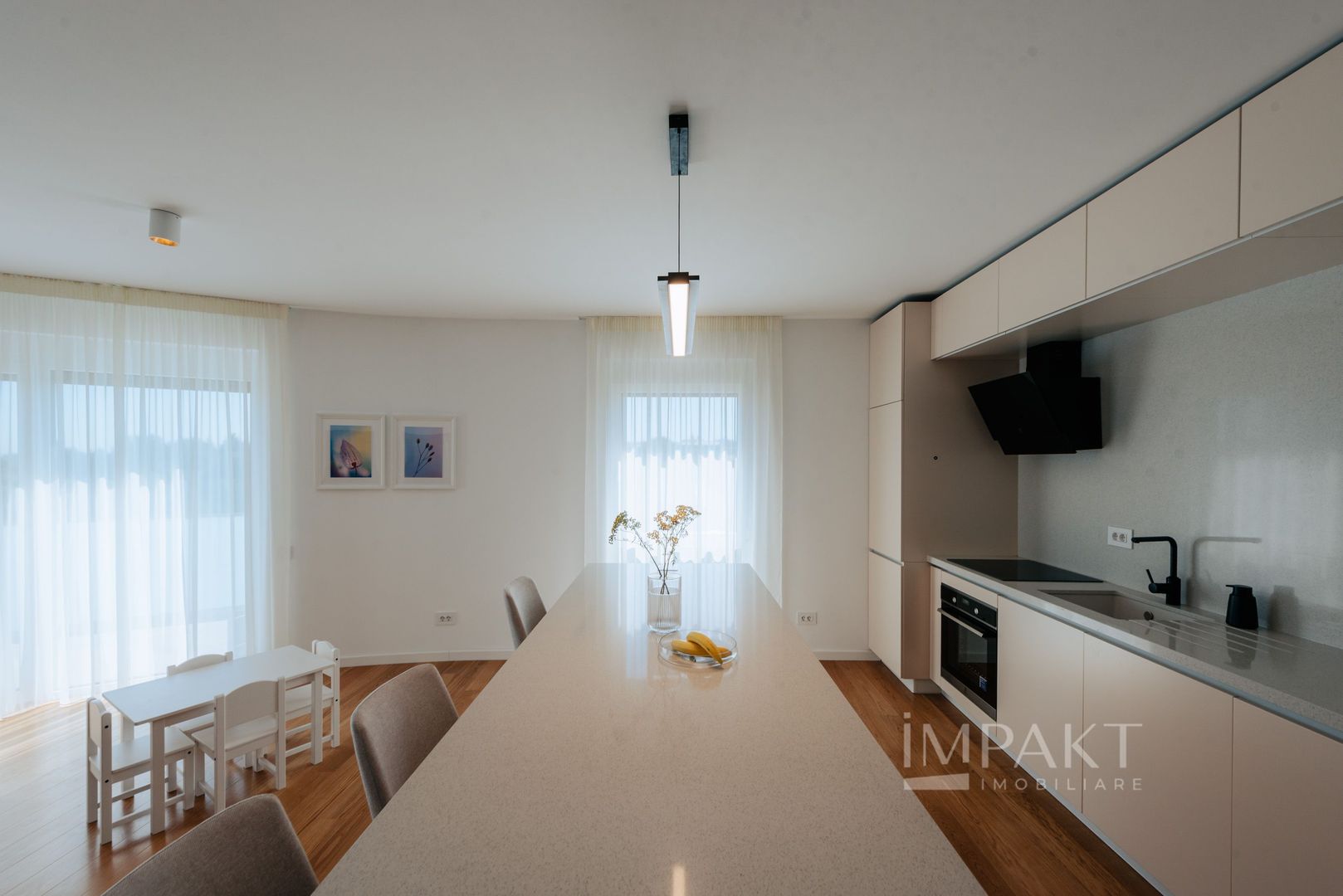 Apartament deosebit cu 4 camere la 5 minute de UMF - Poză 6
