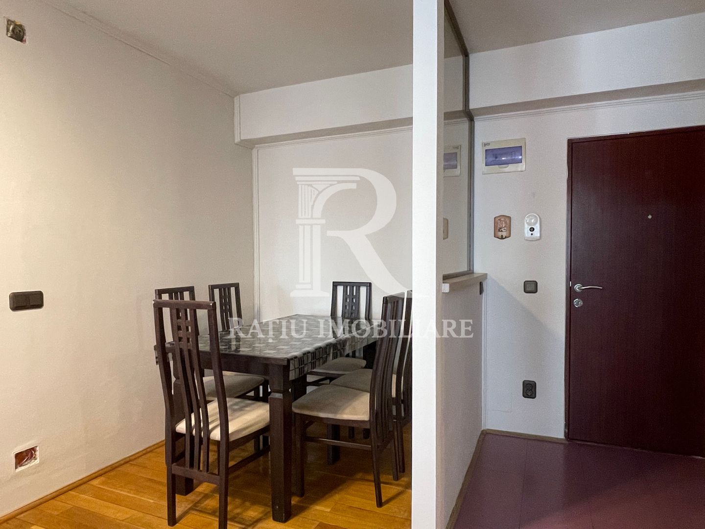 Apartament cu 3 camere | 2 Parcări Subterane | Nufărul | Oradea - Poză 4