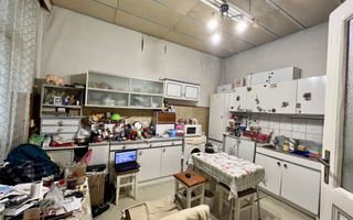 Apartament cu 3 camere pe Strada Ploiești – Centru - Poză 4