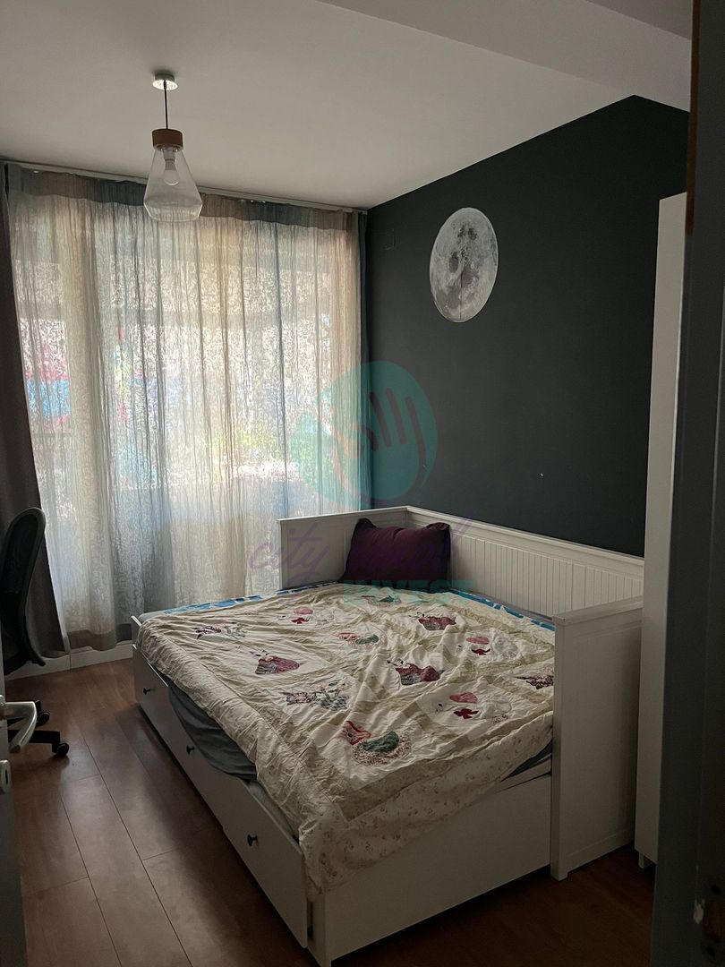 Proprietate UNICĂ– Apartament cu 4 Camere si Curte Proprie 210 mp - Poză 10