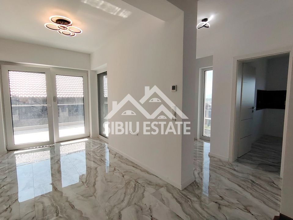 Casa noua 4 camere, garaj, pivnita Sibiu, Sura Mare - Poză 12