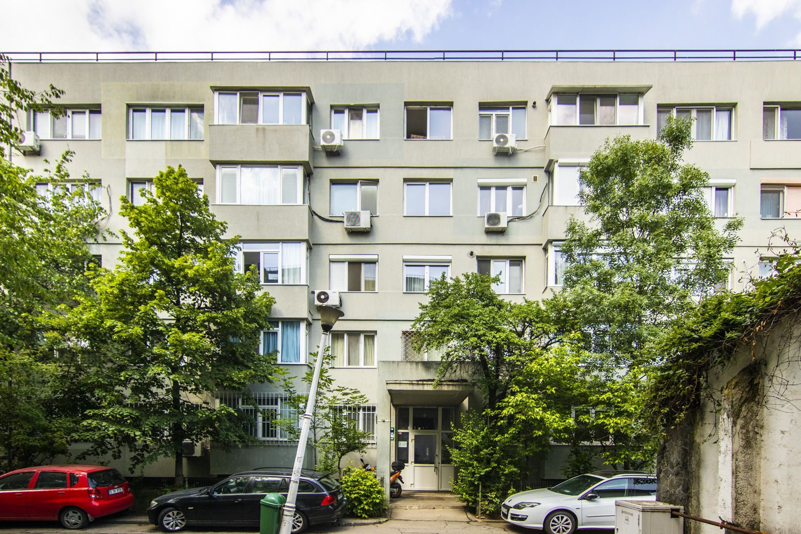 Complex Apusului 4 camere, etaj 3/4, 2 bai, bloc din caramida, 2 boxe! - Poză 4