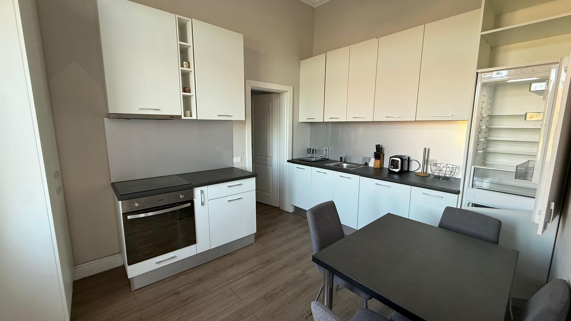 COMISION 0% De Inchiriat | 3 Camere | Zona Sinaia | Central | Etaj 2 - Poză 8