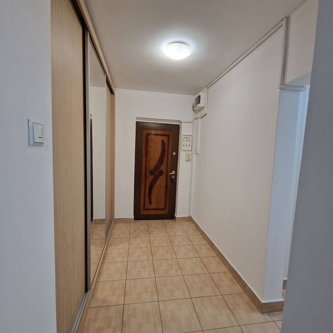 Apartament 2 camere zona Basarabiei - Sld. Tina Petre - Poză 5