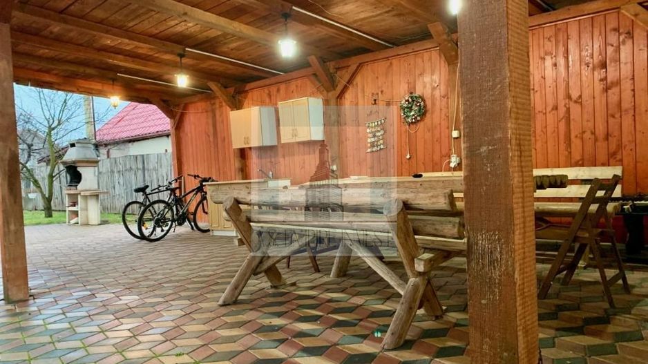 Casa/Villa 8 camere, 1100 mp teren - zona Ultracentral/Sanpetru - Poză 8