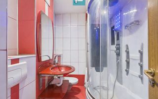Apartament cu 3 camere, zona Soarelui - Poză 8